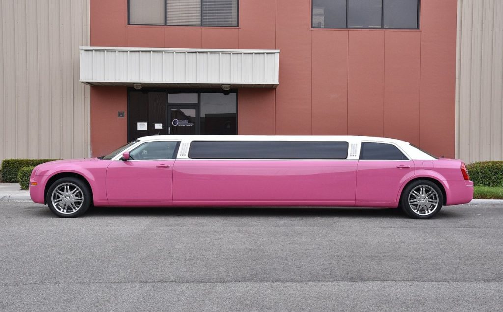 Wellingborough Pink Limousine outside