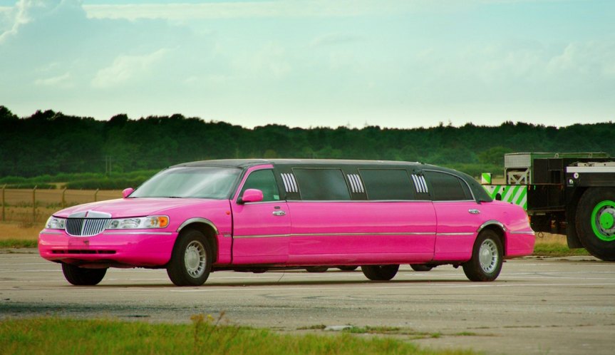 Wellingborough Pink Limousine for trip